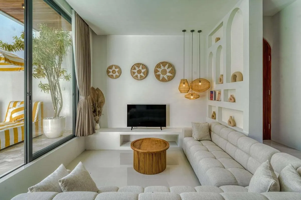 The Coral Villa 3 Bedroom Brand New Villa In Umalas Kerobokan  0*, Kerobokan (Bali)